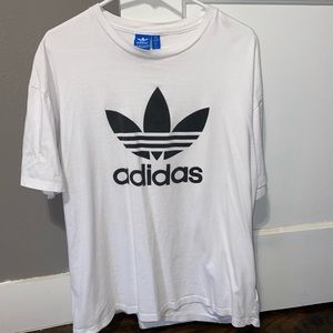 UNISEX ADIDAS BRAND T-SHIRT GRAPHIC TEE